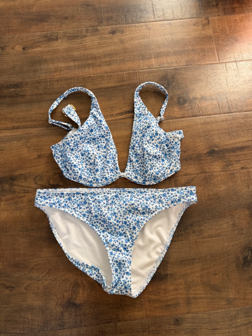 Hollister Blue Floral Ribbed Bikini Top